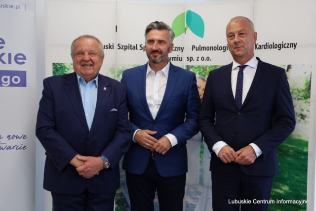 Podpisanie umowy na termomodernizację szpitala w Torzymiu