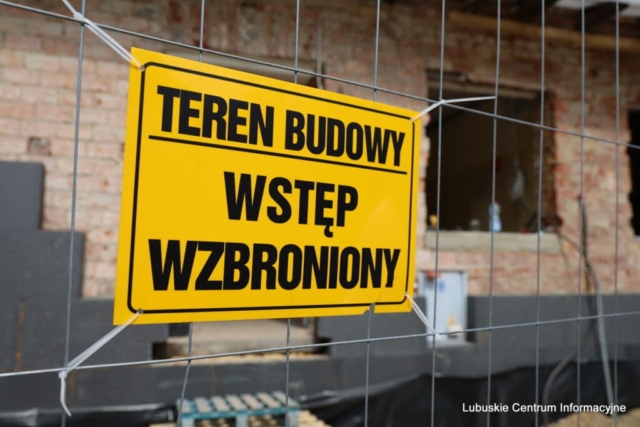 Podpisanie umowy na termomodernizację szpitala w Torzymiu