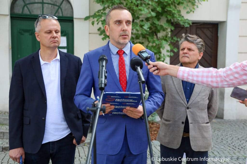 Radni Platformy Obywatelskiej: – Mieszkańcy pytają o pożar, a odpowiedzi brak! (ZDJĘCIA) 