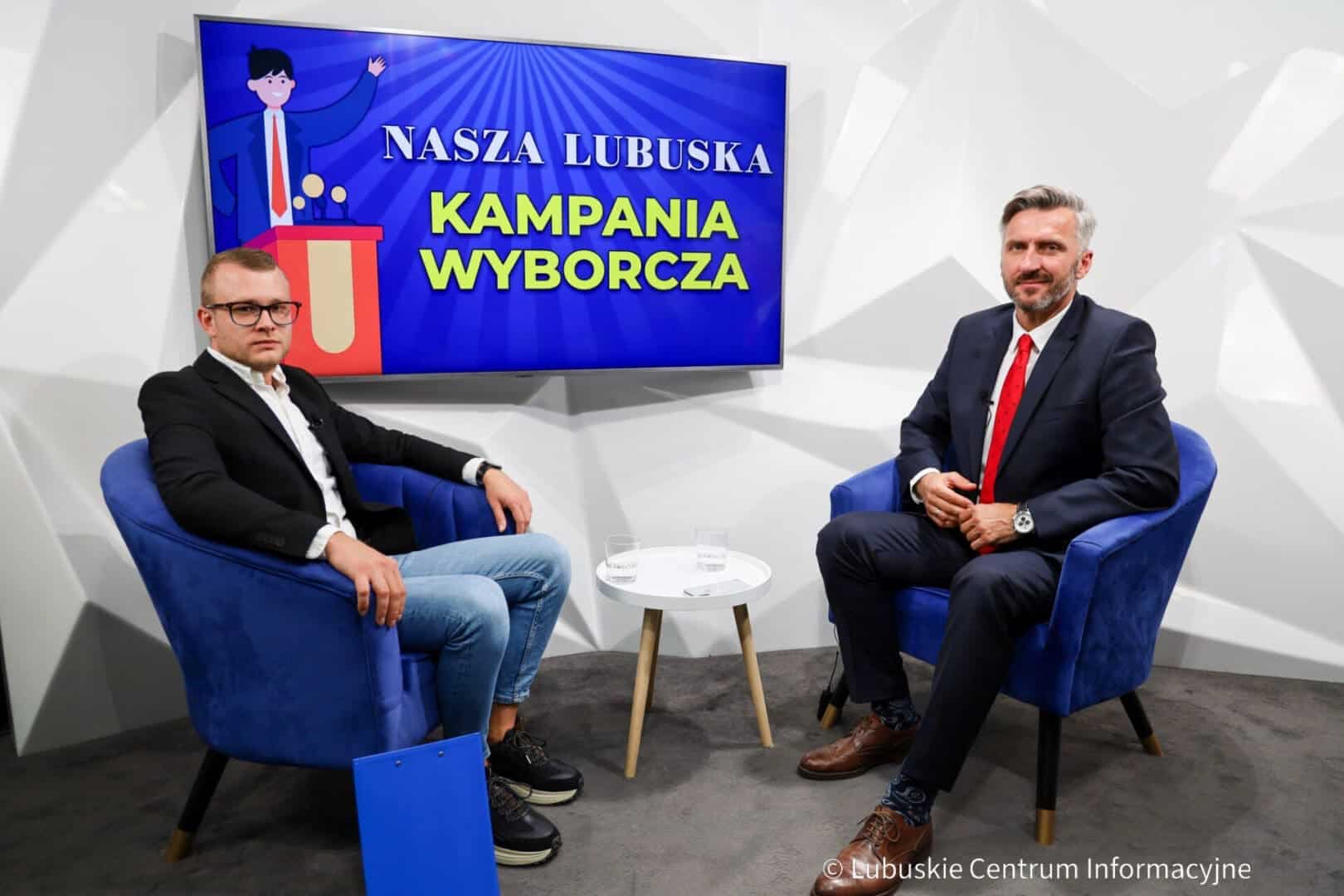   Poseł Waldemar Sługocki  Nie chcemy zaściankowej władzy która dzieli Polaków i marnotrawi pieniądze publiczne WIDEO