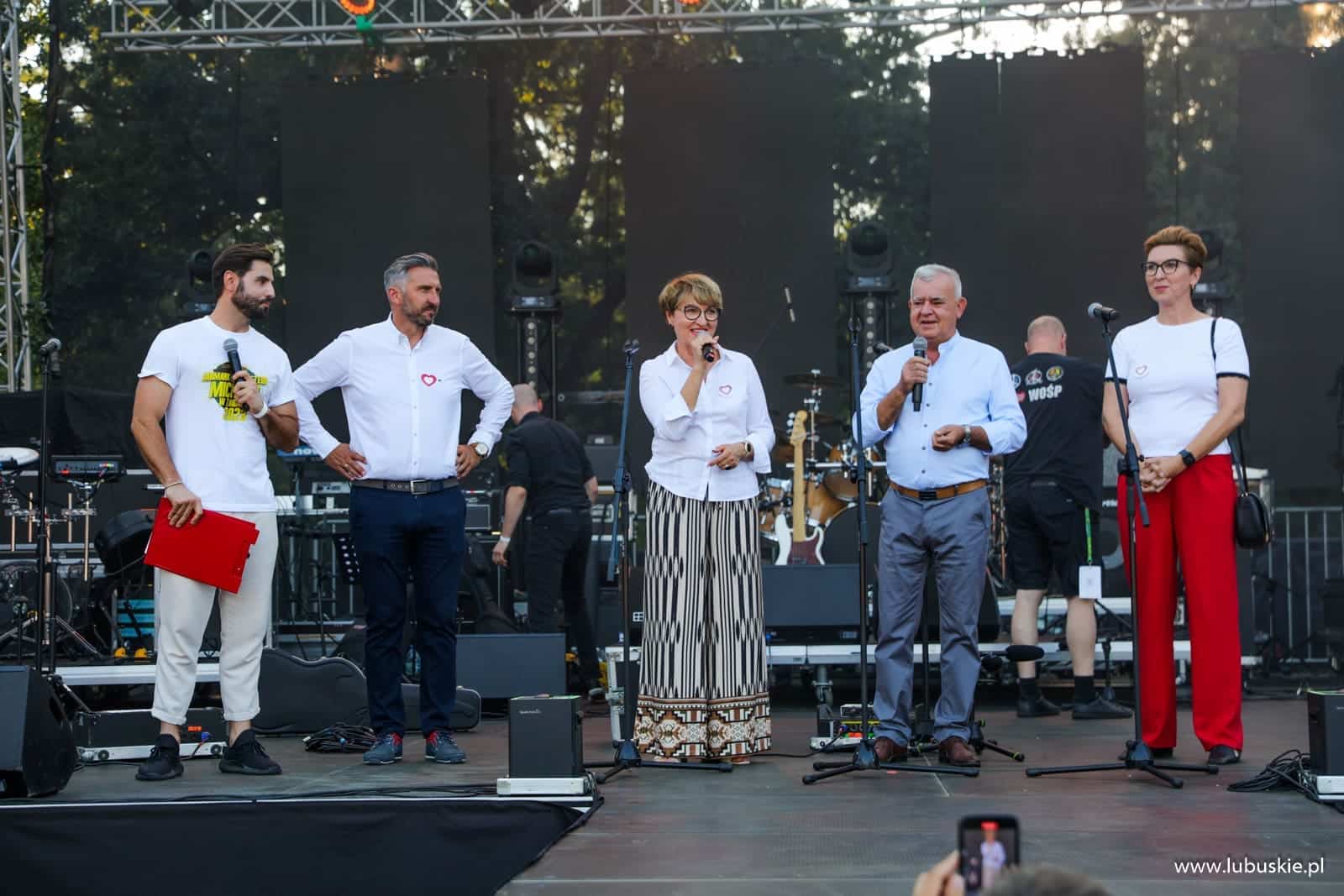 4a4a2493 Święto Województwa Lubuskiego 2023 w Żaganiu Finał przed Pałacem Książęcym