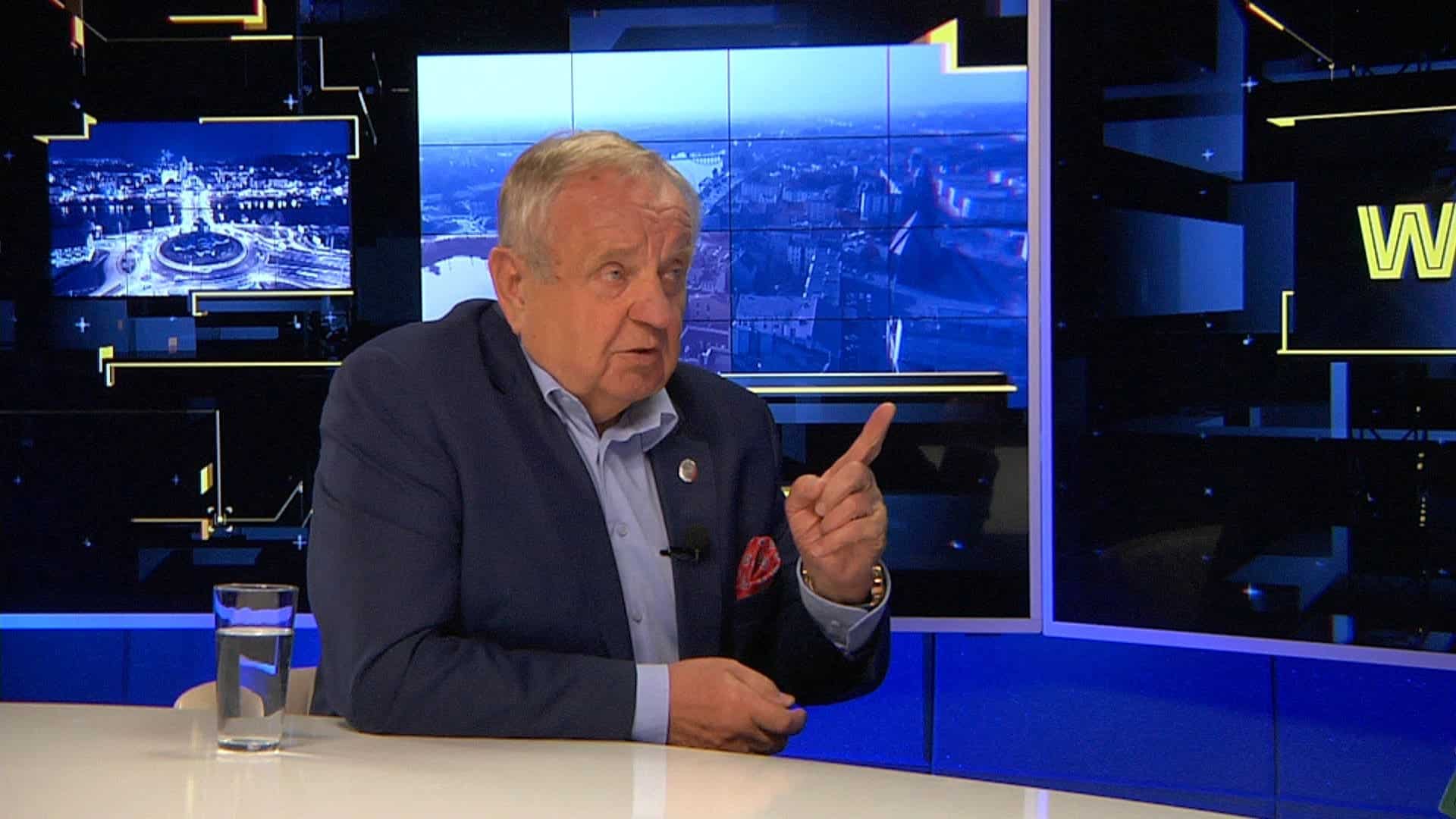 Władysław Komarnicki był gościem LCI Władysław Komarnicki Senator WKomarnicki Nie będzie naszej zgody na skompromitowanych wicemarszałków Sejmu i Senatu z PiS WIDEO