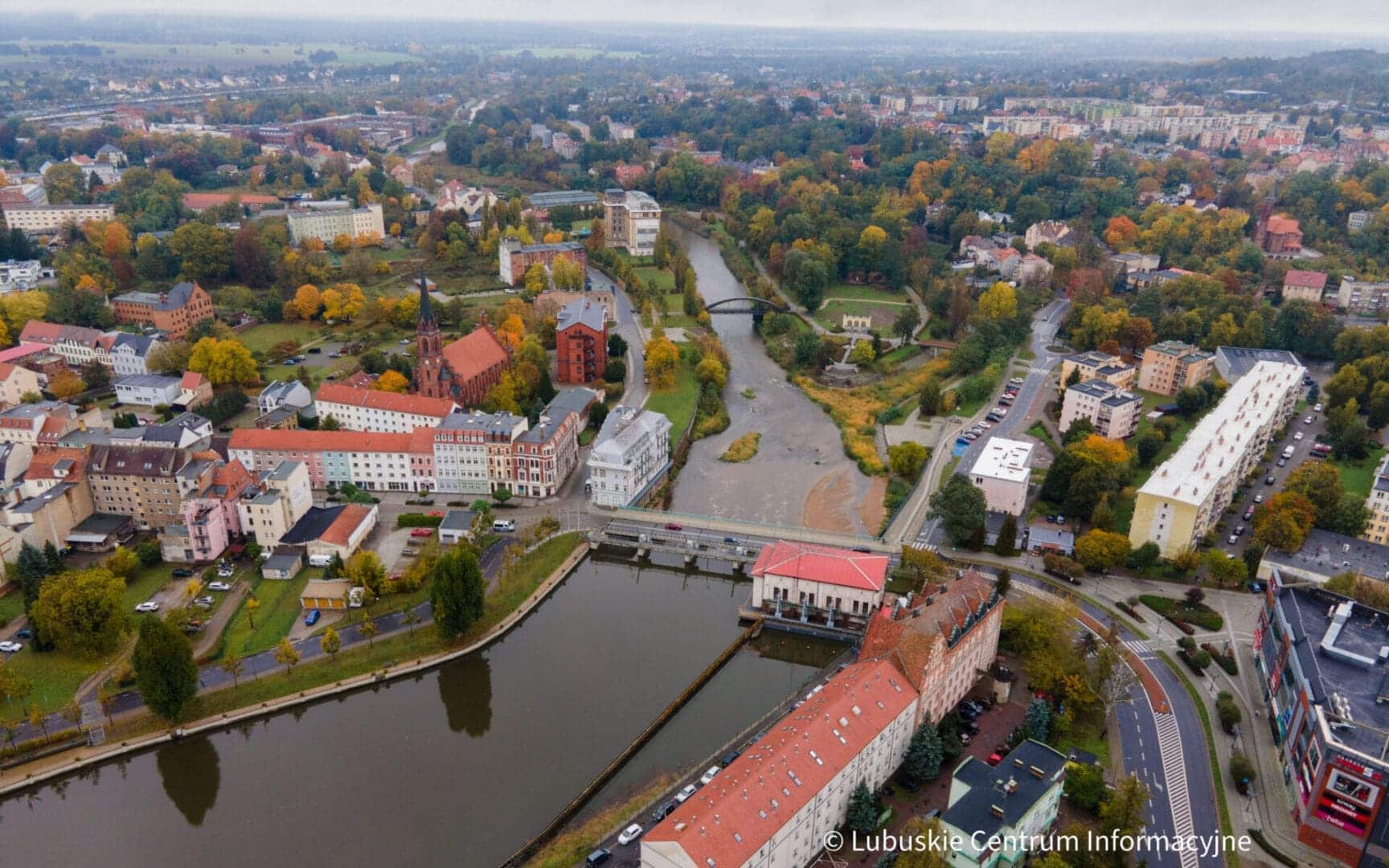   GUBIN  GUBEN Tutaj żyjemy w symbiozie czyli granica zdrowego rozsądku REPORTAŻ WIDEO