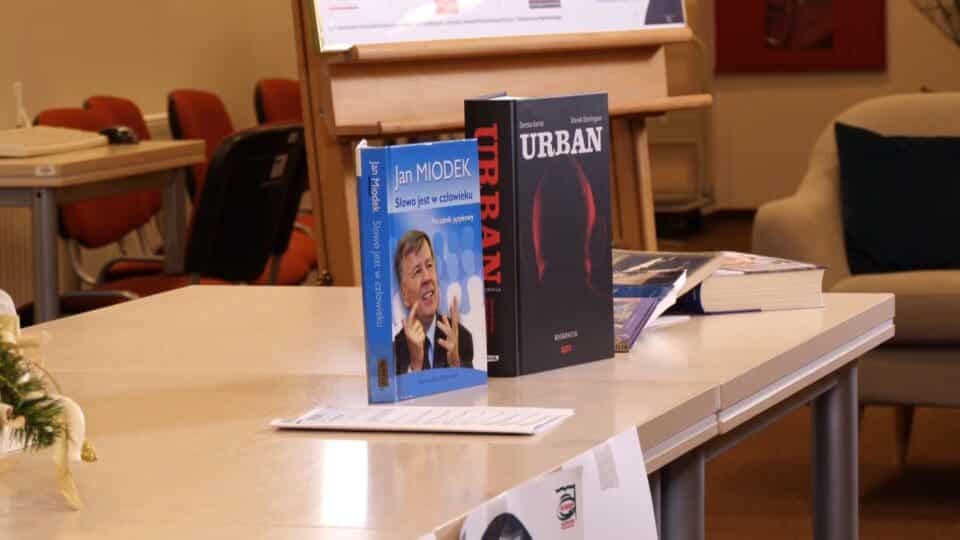 Gwiazdy będą czytać w bibliotece. Już niebawem „Warto Czytać nad Wartą” (WIDEO) Gwiazdy będą czytać w bibliotece. Już niebawem „Warto Czytać nad Wartą” (WIDEO)