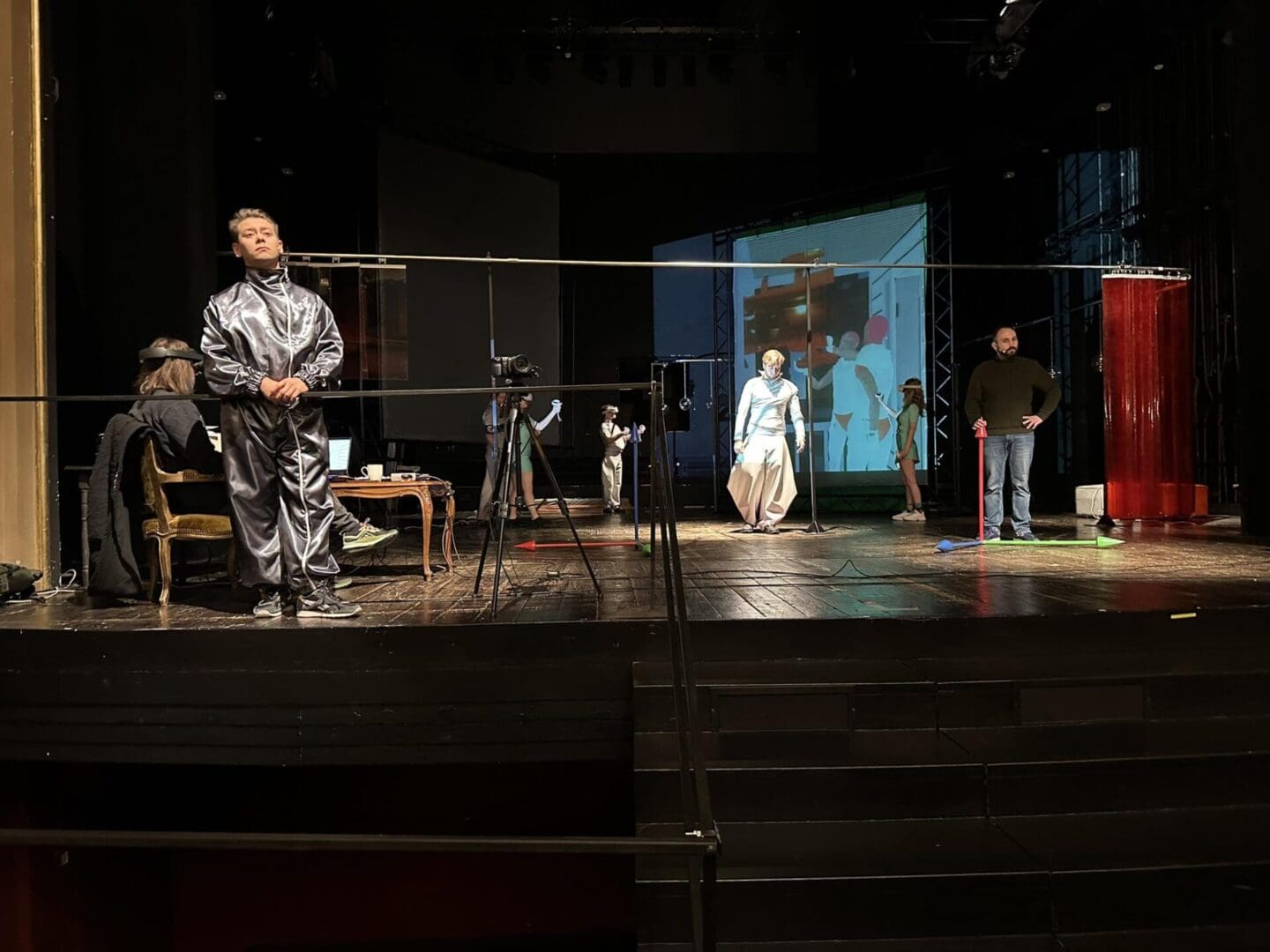   Nowy Wspaniały Świat Nowy Wspaniały Teatr u Osterwy