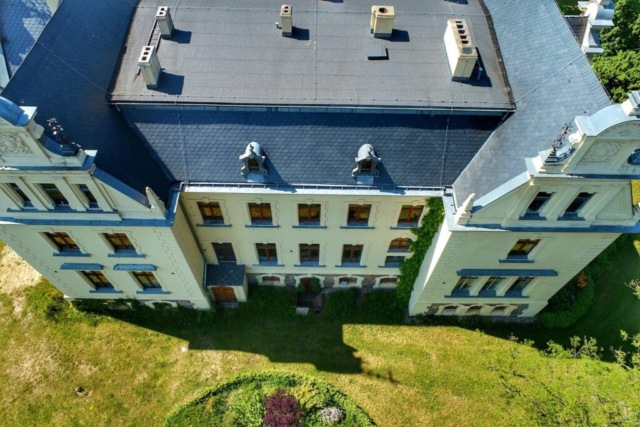 241124648_2924276781161456_6535457728496137056_n