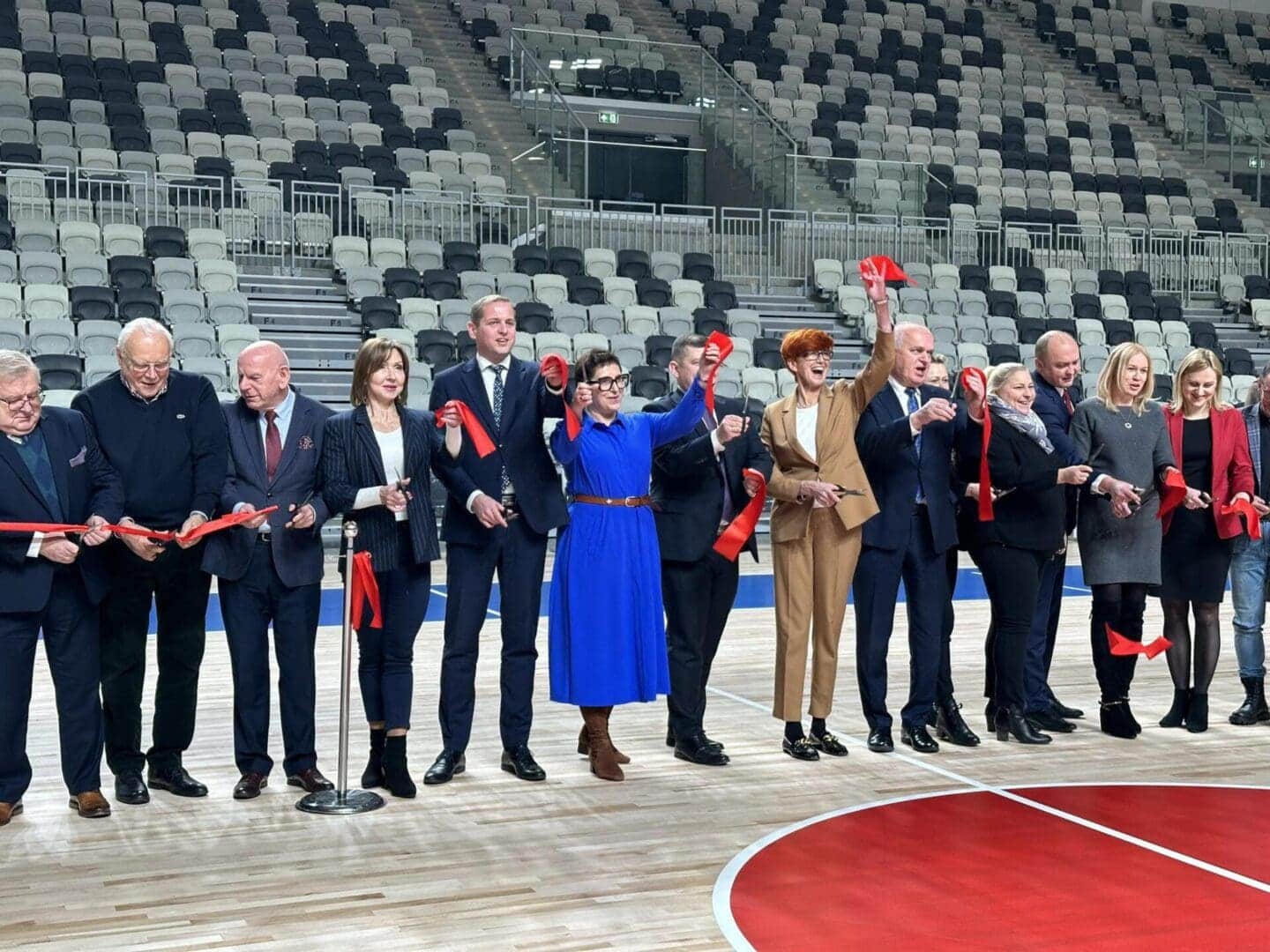 4 Arena Gorzów otwarta Na razie technicznie z ViP ami Oficjalne otwarcie z mieszkańcami w ten weekend WIDEO