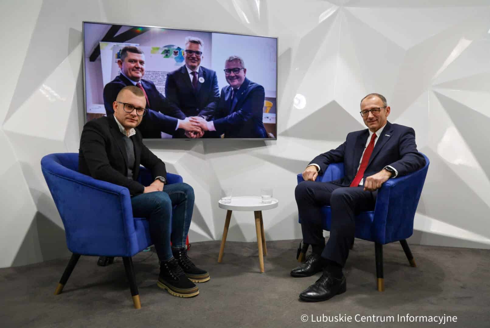 Marek Cebula w studiu LCI Marek Cebula Wymiar spotkania paradyskiego to dla mnie trochę naruszenie świętości WIDEO