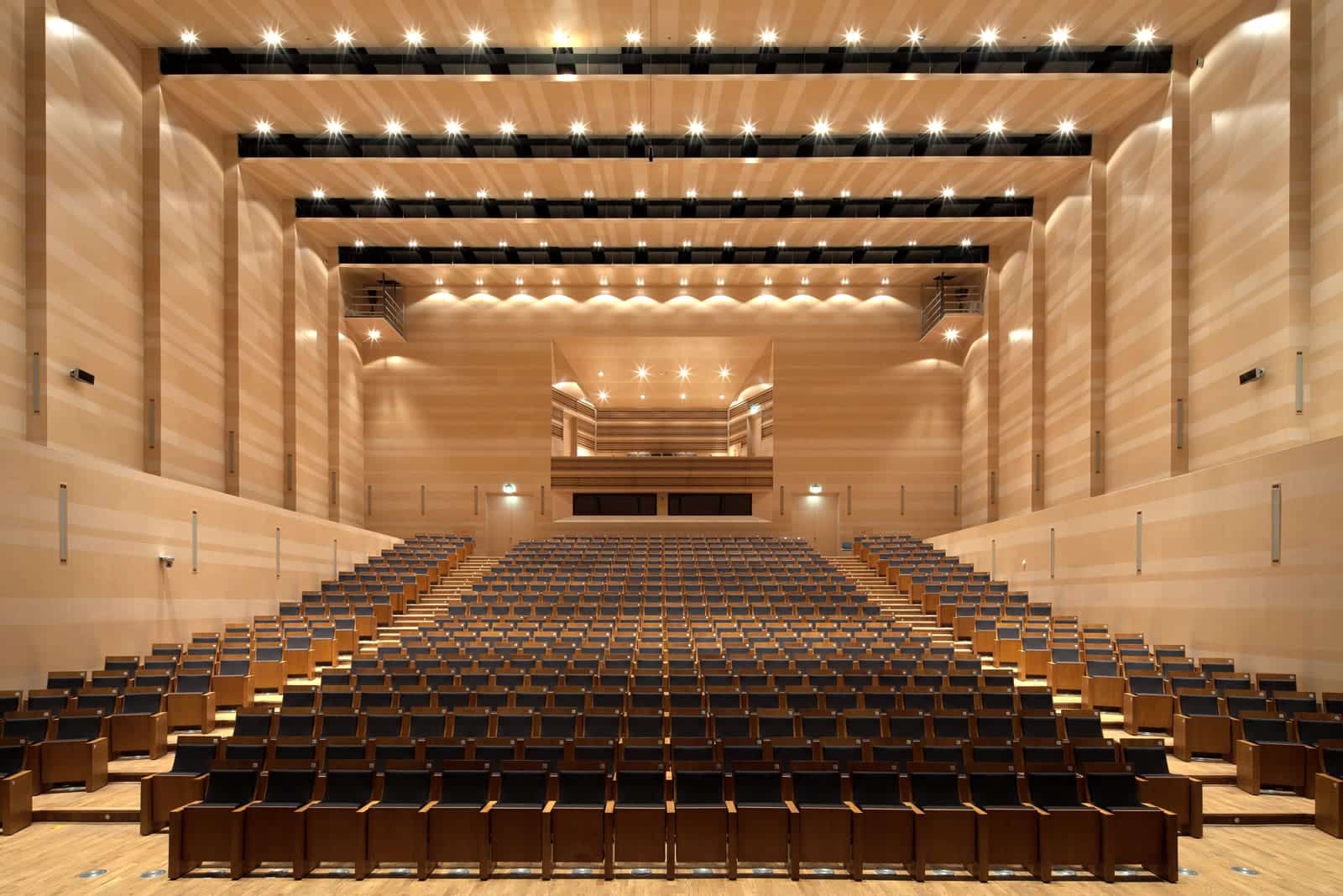   Filharmonia Gorzowska min za unijną kasę wymienia fotele Kupiła też instrumenty