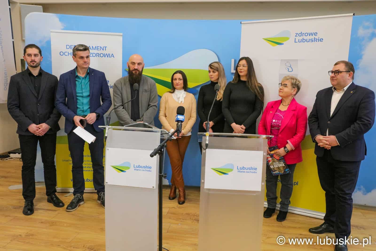 4a4a1990 Niektórych medyków jest jak na lekarstwo Stypendia to zmieniają WIDEO