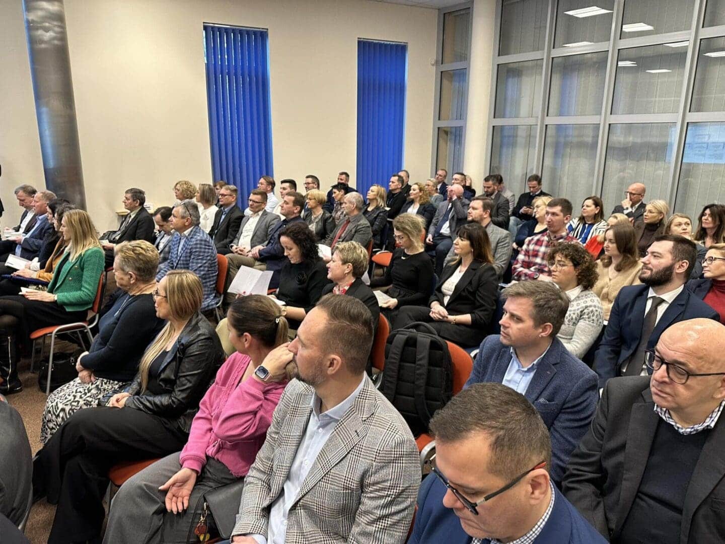   Drogi koleje demografia Spotkanie w Gorzowie Wlkp o zmianach w strategii województwa WIDEO ZDJĘCIA