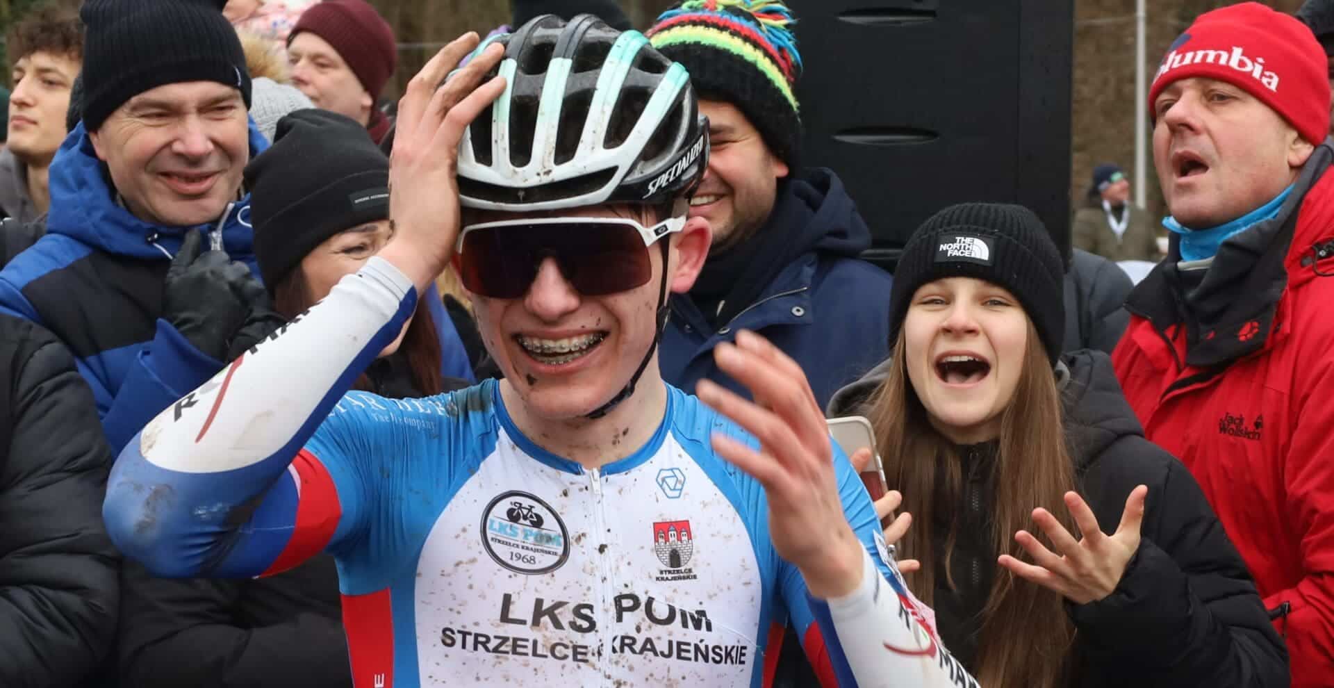 zaja Chłopak w kasku i kolarskim stroju Dawid w blasku złota Rozalia w blasku srebra Ale mistrzostwa RELACJA WIDEO ZDJĘCIA