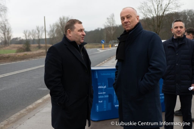 Podsumowanie projektu „Rozbudowa drogi wojewódzkiej nr 295 w miejscowości Miodnica”  zrealizowane w ramach programu RPO 2014-2020. fot. Tomasz Browarczyk