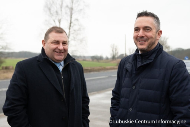 Podsumowanie projektu „Rozbudowa drogi wojewódzkiej nr 295 w miejscowości Miodnica”  zrealizowane w ramach programu RPO 2014-2020. fot. Tomasz Browarczyk