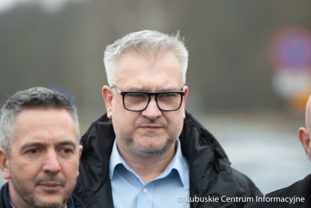 Podsumowanie projektu „Rozbudowa drogi wojewódzkiej nr 295 w miejscowości Miodnica”  zrealizowane w ramach programu RPO 2014-2020. fot. Tomasz Browarczyk