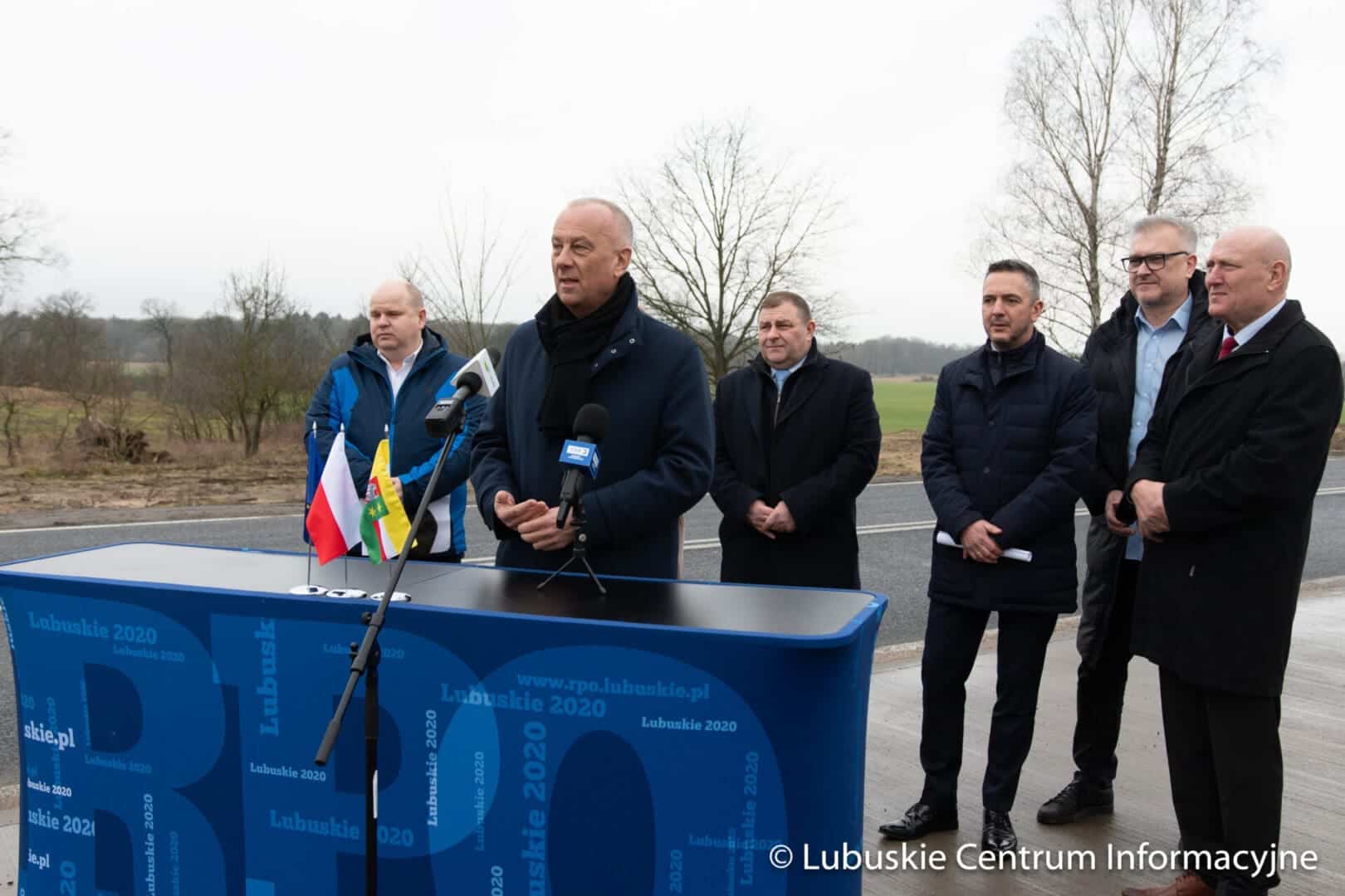Podsumowanie projektu „Rozbudowa drogi wojewódzkiej nr 295 w miejscowości Miodnica” Mieszkańcy Miodnicy czekali na to od lat Udało się wyremontować główną drogę WIDEO