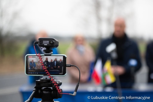 Podsumowanie projektu „Rozbudowa drogi wojewódzkiej nr 295 w miejscowości Miodnica”  zrealizowane w ramach programu RPO 2014-2020. fot. Tomasz Browarczyk