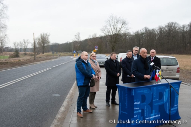 Podsumowanie projektu „Rozbudowa drogi wojewódzkiej nr 295 w miejscowości Miodnica”  zrealizowane w ramach programu RPO 2014-2020. fot. Tomasz Browarczyk