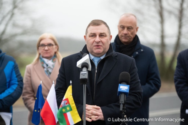 Podsumowanie projektu „Rozbudowa drogi wojewódzkiej nr 295 w miejscowości Miodnica”  zrealizowane w ramach programu RPO 2014-2020. fot. Tomasz Browarczyk