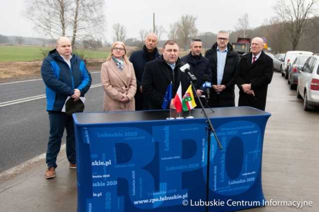 Podsumowanie projektu „Rozbudowa drogi wojewódzkiej nr 295 w miejscowości Miodnica”  zrealizowane w ramach programu RPO 2014-2020. fot. Tomasz Browarczyk