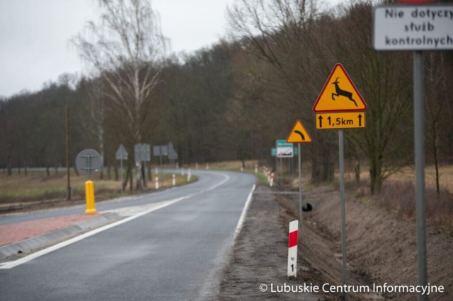 Podsumowanie projektu „Rozbudowa drogi wojewódzkiej nr 295 w miejscowości Miodnica”  zrealizowane w ramach programu RPO 2014-2020. fot. Tomasz Browarczyk