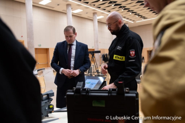 Konkurs na rzecz doposażenia jednostek Ochotniczych Straży Pożarnych (OSP) w Lubuskiem w niezbędny sprzęt i wyposażenie oraz umundurowanie. fot. Tomasz Browarczyk
