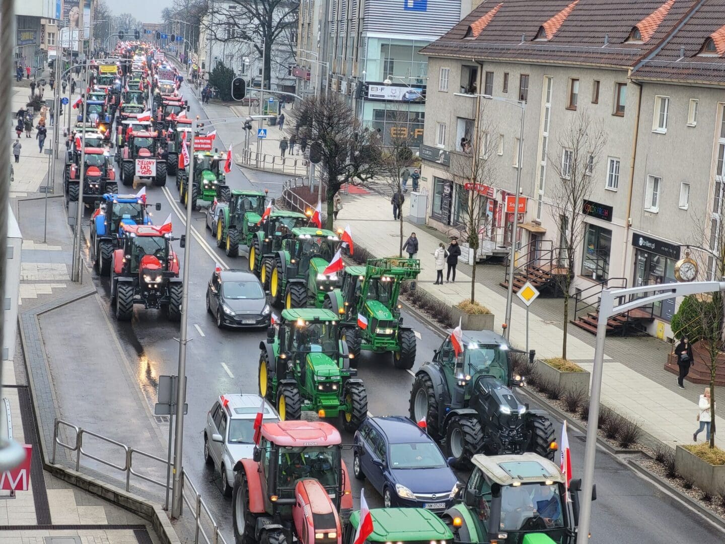   Protest rolników Kilkaset ciągników zablokowało lubuskie stolice WIDEO ZDJĘCIA
