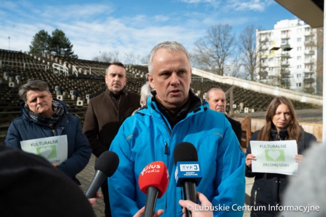 Konferencja prasowa nt. amfiteatru w Zielonej Górze Konferencja prasowa nt. amfiteatru w Zielonej Górze