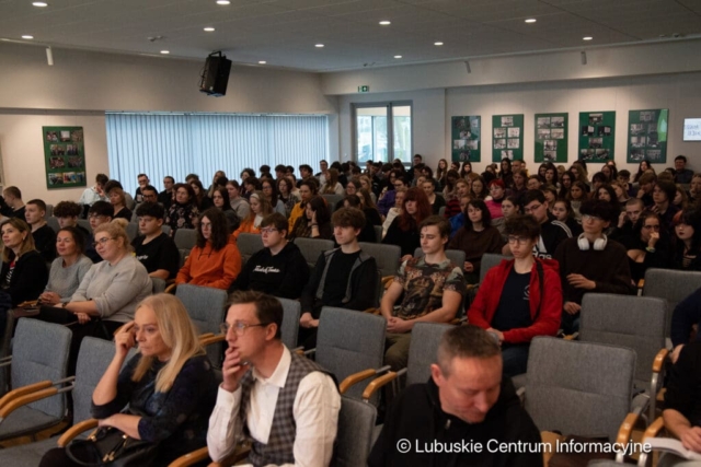 Konferencja – Kamień w bucie – między depresją a lękiem. Konferencja – Kamień w bucie – między depresją a lękiem.