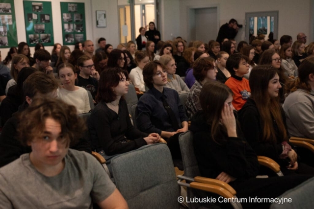 Konferencja – Kamień w bucie – między depresją a lękiem. Konferencja – Kamień w bucie – między depresją a lękiem.