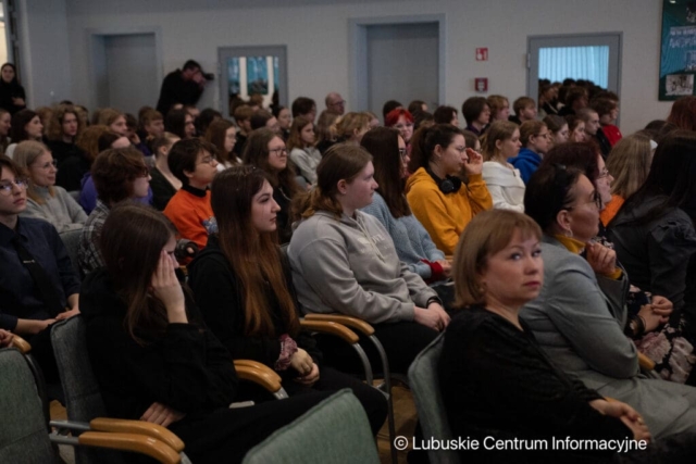 Konferencja – Kamień w bucie – między depresją a lękiem. Konferencja – Kamień w bucie – między depresją a lękiem.