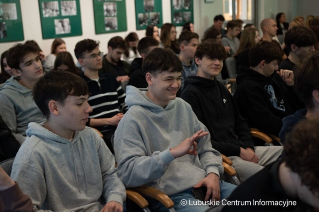 Konferencja – Kamień w bucie – między depresją a lękiem. Konferencja – Kamień w bucie – między depresją a lękiem.