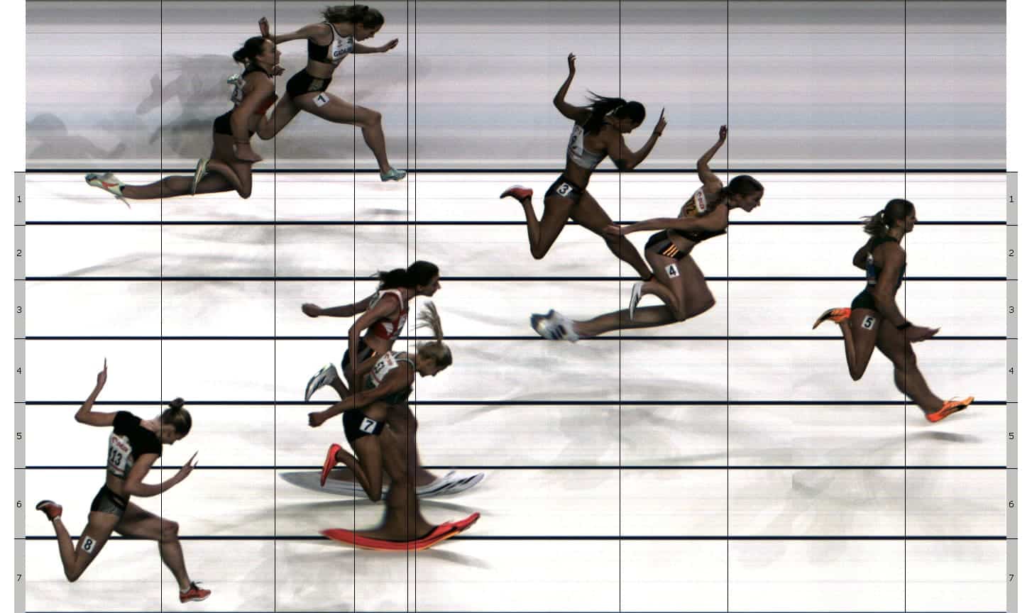 Osiem biegnących kobiet  Mamy brąz Marika Majewska na podium halowych mistrzostw Polski