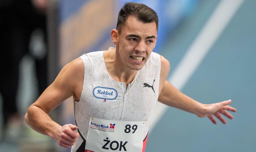 Żok, sztafeta, Horowska, Trościanka. Cztery medale na zakończenie mistrzostw Biegnący mężczyzna