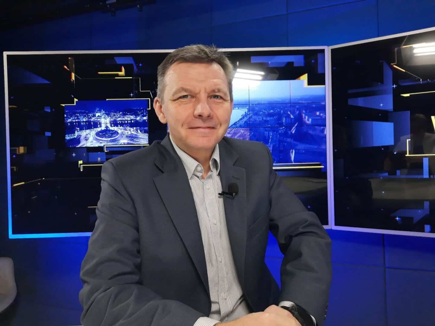   Radny i wiceprezes gorzowskiej lecznicy Robert Surowiec  W szpitalu odnieśliśmy sukces Chcę żeby podobnie było w mieście WIDEO