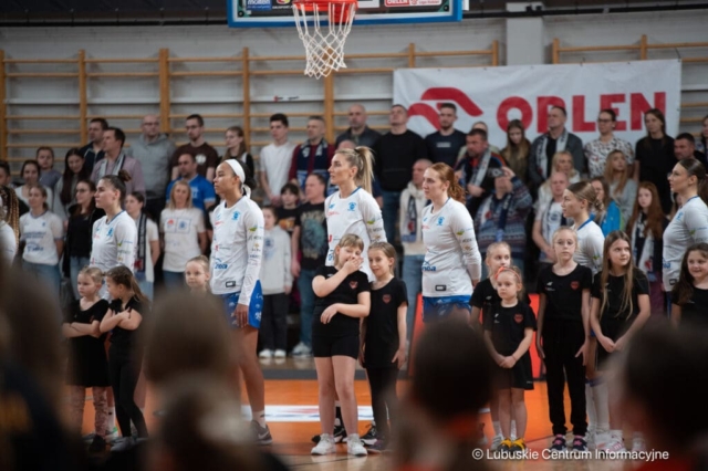 Mecz KGHM Polkowice -  PolskaStrefaInwestycji Enea AJP Gorzow Wielkopolski pierwszy mecz finalowy 12.03.2024