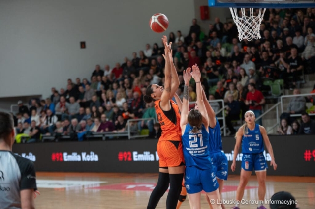 Mecz KGHM Polkowice -  PolskaStrefaInwestycji Enea AJP Gorzow Wielkopolski pierwszy mecz finalowy 12.03.2024