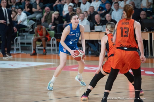 Mecz KGHM Polkowice -  PolskaStrefaInwestycji Enea AJP Gorzow Wielkopolski pierwszy mecz finalowy 12.03.2024