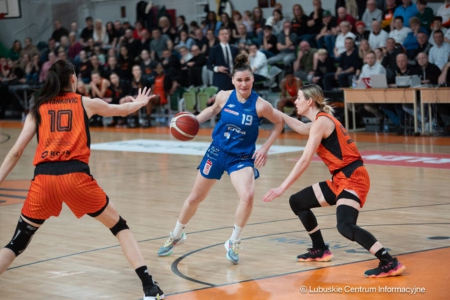 Mecz KGHM Polkowice -  PolskaStrefaInwestycji Enea AJP Gorzow Wielkopolski pierwszy mecz finalowy 12.03.2024