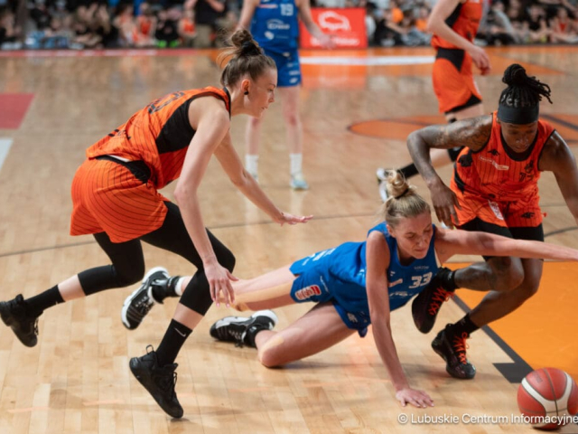 Mecz KGHM Polkowice -  PolskaStrefaInwestycji Enea AJP Gorzow Wielkopolski pierwszy mecz finalowy 12.03.2024