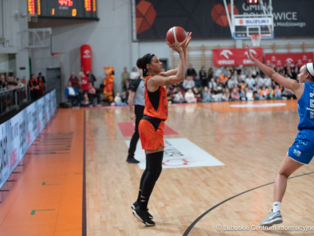 Mecz KGHM Polkowice -  PolskaStrefaInwestycji Enea AJP Gorzow Wielkopolski pierwszy mecz finalowy 12.03.2024