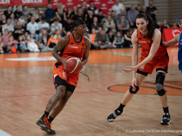 Mecz KGHM Polkowice -  PolskaStrefaInwestycji Enea AJP Gorzow Wielkopolski pierwszy mecz finalowy 12.03.2024