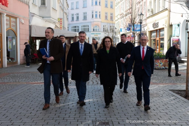 Wizyta Marszałkiki Senatu Małgorzaty Kidawy-Błońskiej w Zielonej Górze. 26.03.2024 Wizyta Marszałkiki Senatu Małgorzaty Kidawy-Błońskiej w Zielonej Górze. 26.03.2024