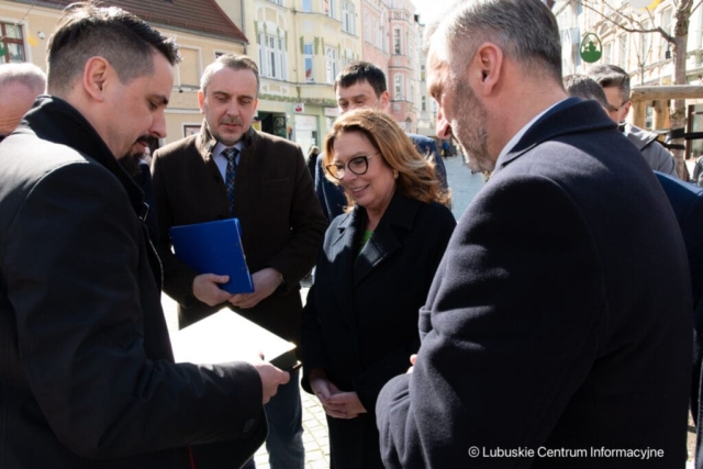 Wizyta Marszałkiki Senatu Małgorzaty Kidawy-Błońskiej w Zielonej Górze. 26.03.2024 Wizyta Marszałkiki Senatu Małgorzaty Kidawy-Błońskiej w Zielonej Górze. 26.03.2024
