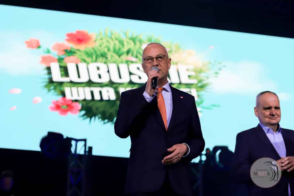 Lubuskie wita wiosnę koncertowo! Tłumy na koncercie w Gorzowie (FOTO) Lubuskie wita wiosnę koncertowo! Tłumy na koncercie w Gorzowie (FOTO)