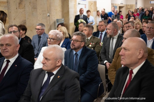 Rozbudowa szpitala na wyspie w Żarach. 03.04.2024