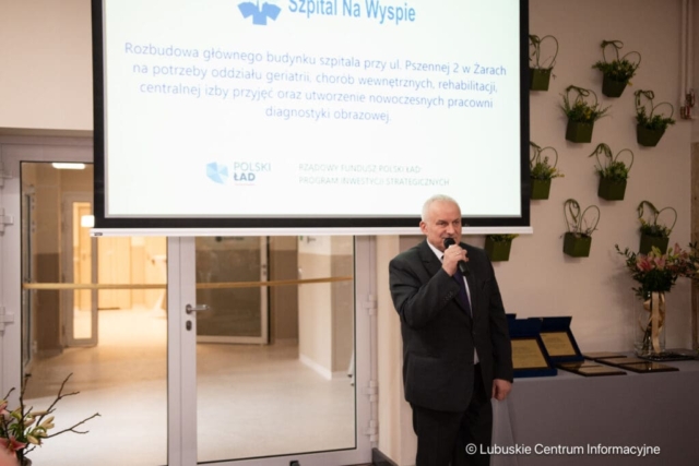 Rozbudowa szpitala na wyspie w Żarach. 03.04.2024