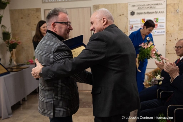 Rozbudowa szpitala na wyspie w Żarach. 03.04.2024