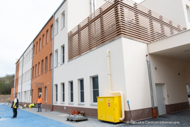 Rozbudowa szpitala na wyspie w Żarach. 03.04.2024