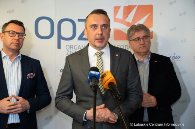 Konferencja prasowa Marcina Pabierowskiego z OPZL. 12.04.2024 Konferencja prasowa Marcina Pabierowskiego z OPZL. 12.04.2024